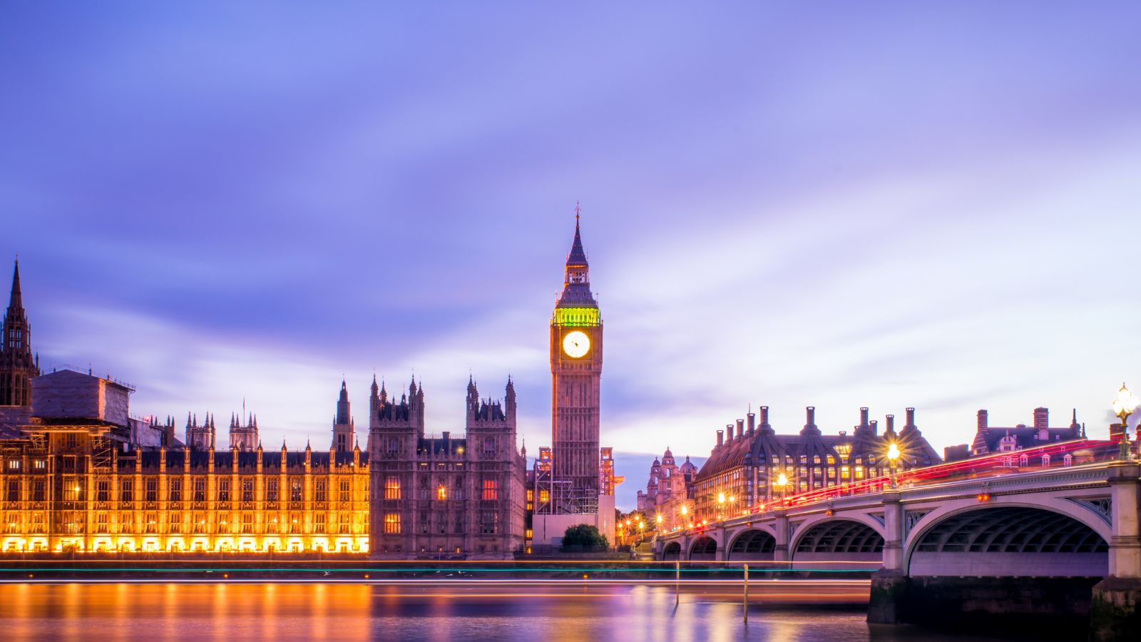 London’s Big Ben at night time.