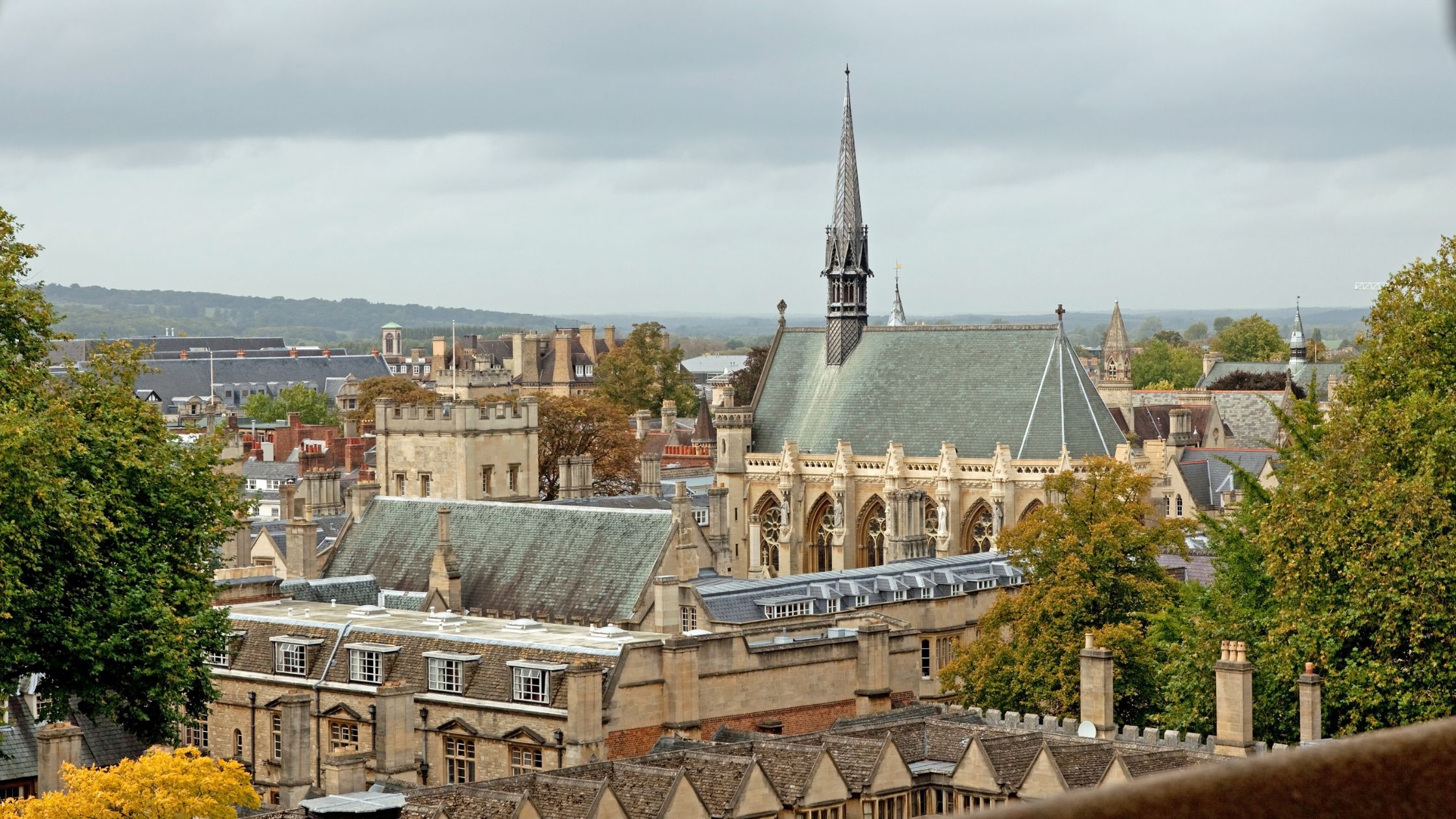 Cityscape of Oxford.